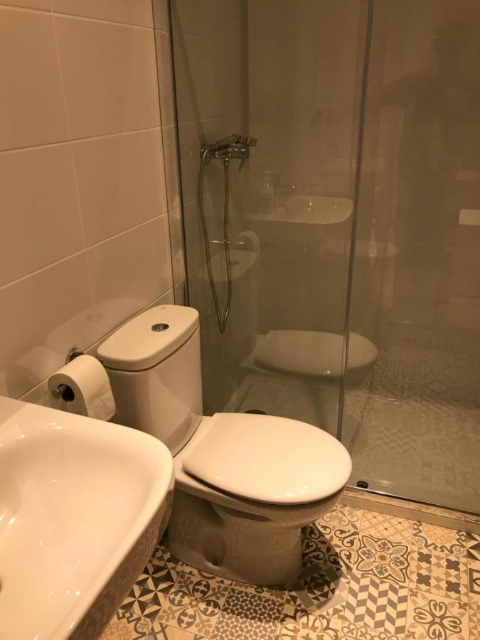 Hostal Casiano Camarasa Eksteriør billede
