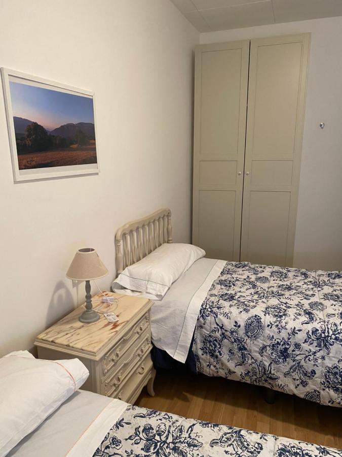 Hostal Casiano Camarasa Eksteriør billede